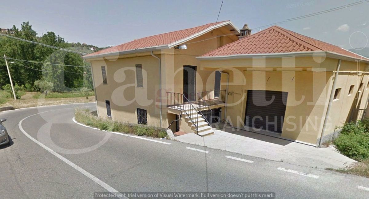 Stabile/Palazzo in vendita a Rende