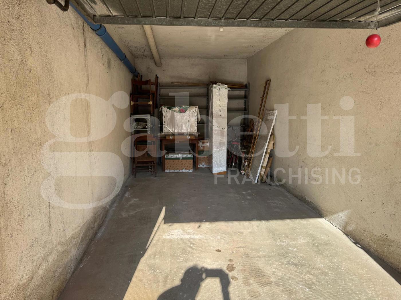 Box/Garage 20mq in affitto a Rende