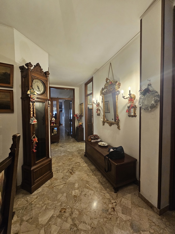 Appartamento con box a Arezzo