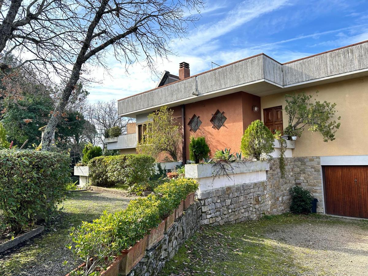 Villa in vendita a Arezzo