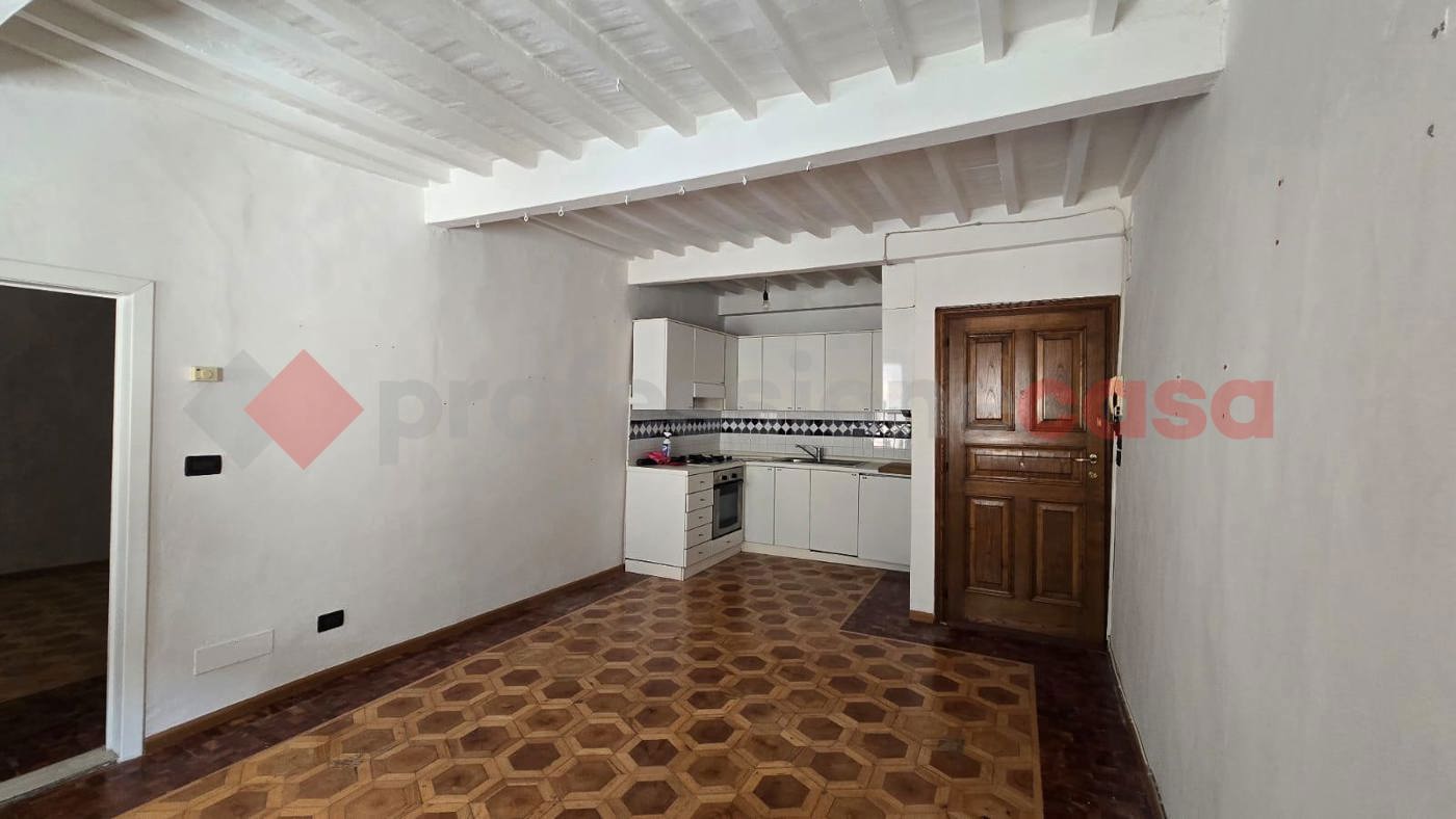 Bilocale da ristrutturare a Arezzo