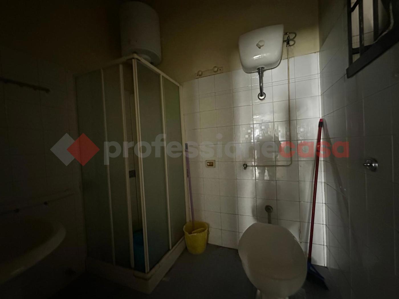 Negozio in affitto a Arezzo