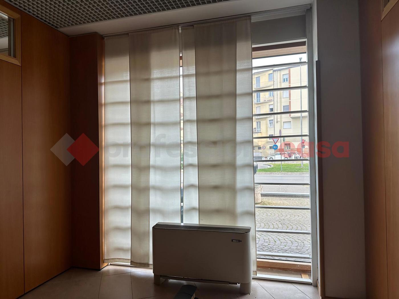 Ufficio in affitto a Arezzo