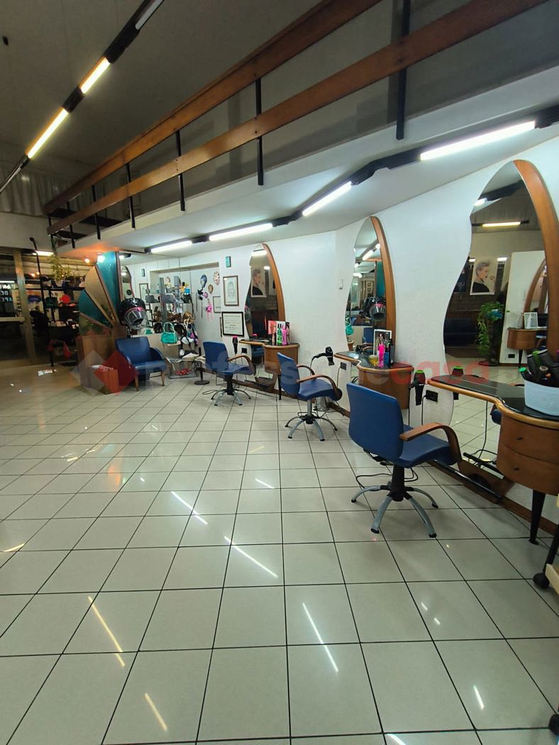 Negozio in vendita a Arezzo