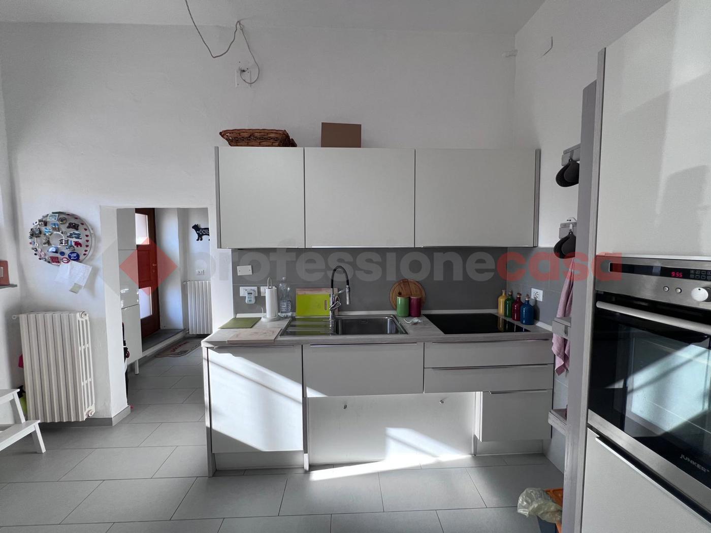 Quadrilocale con box a Monte San Savino