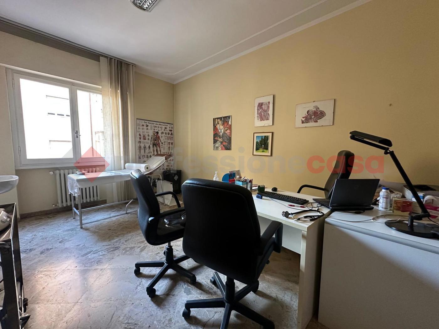 Ufficio in affitto a Arezzo