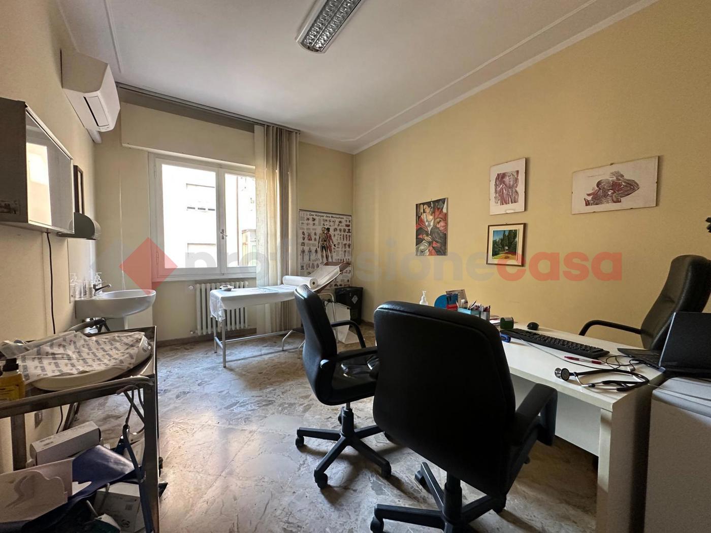 Ufficio in affitto a Arezzo