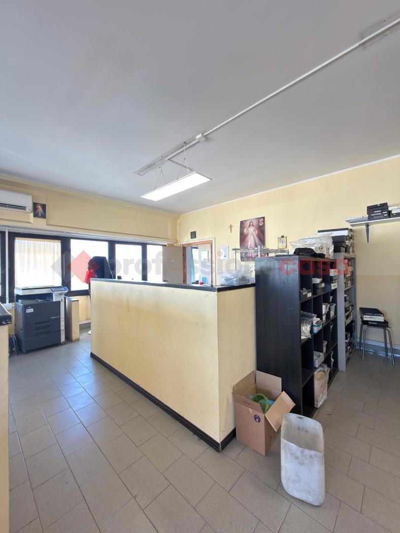 Laboratorio in affitto a Arezzo