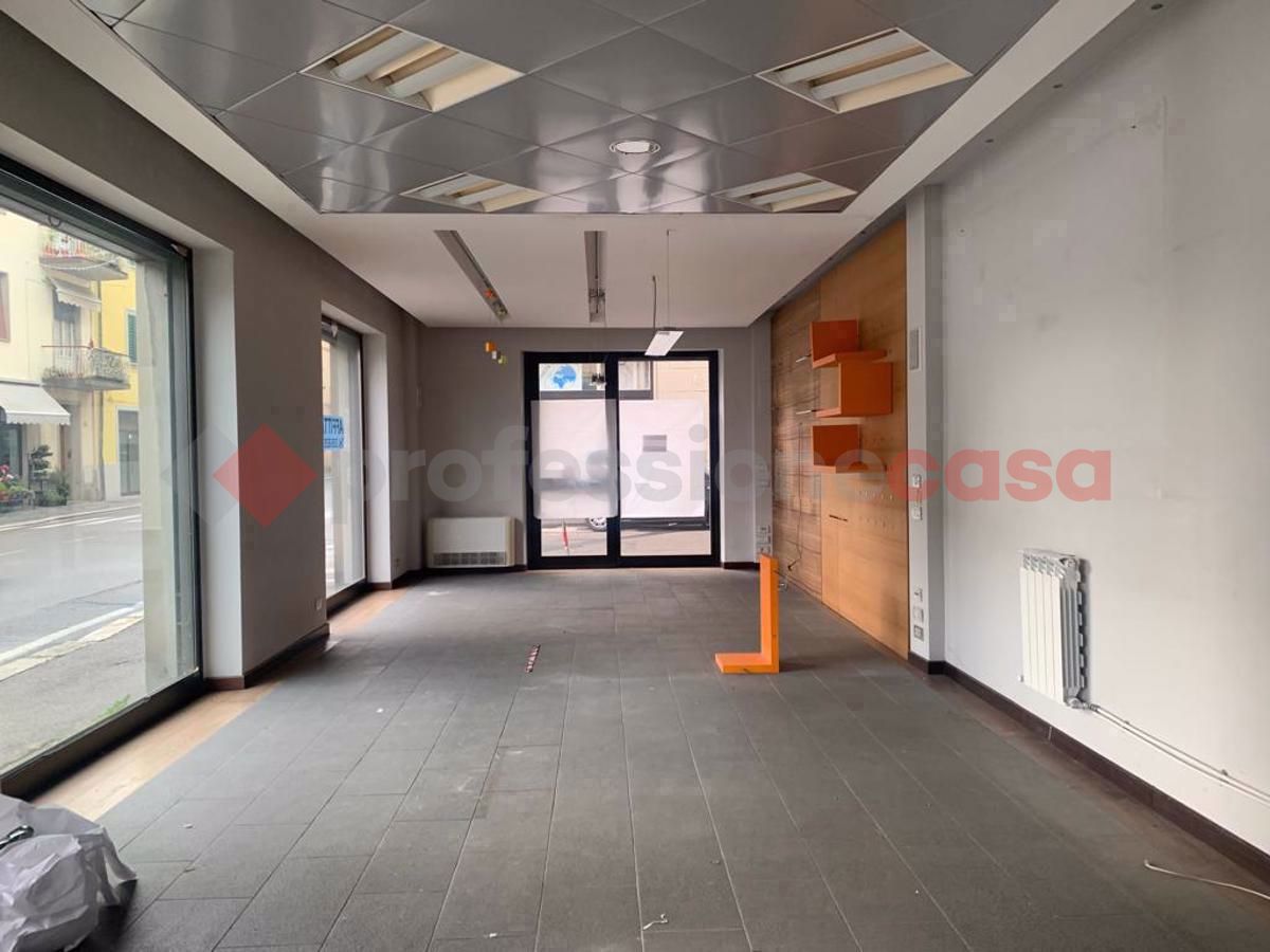 Negozio in affitto a Arezzo