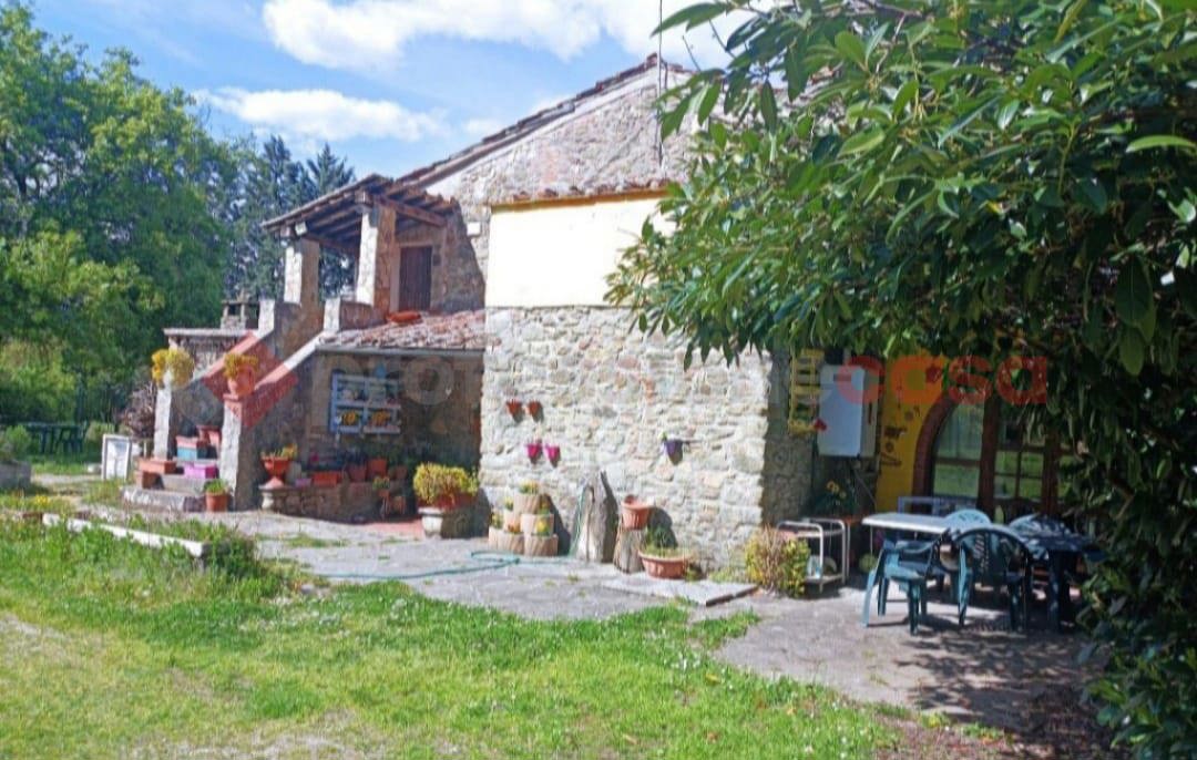 Casa indipendente in vendita a Arezzo