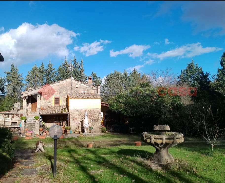 Casa indipendente in vendita a Arezzo