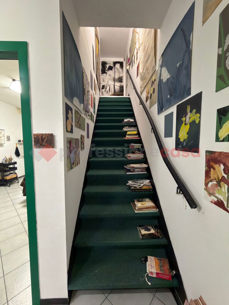 Negozio in vendita a Arezzo