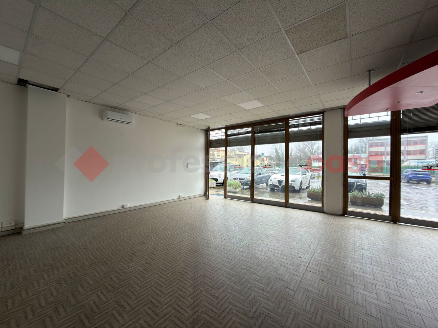 Negozio in affitto a Arezzo