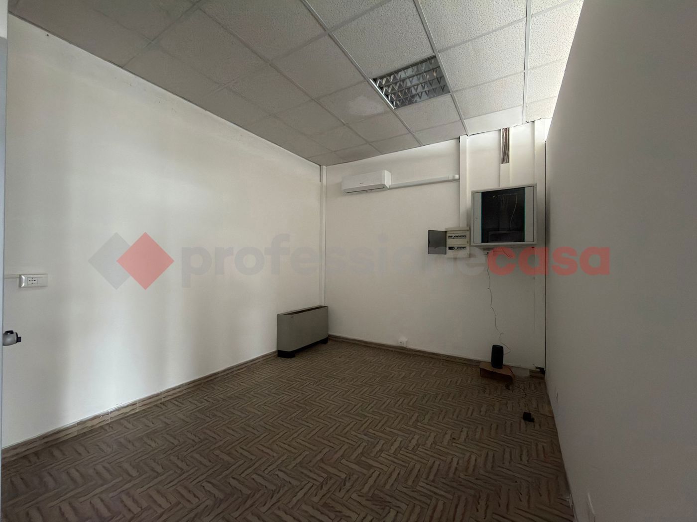 Negozio in affitto a Arezzo