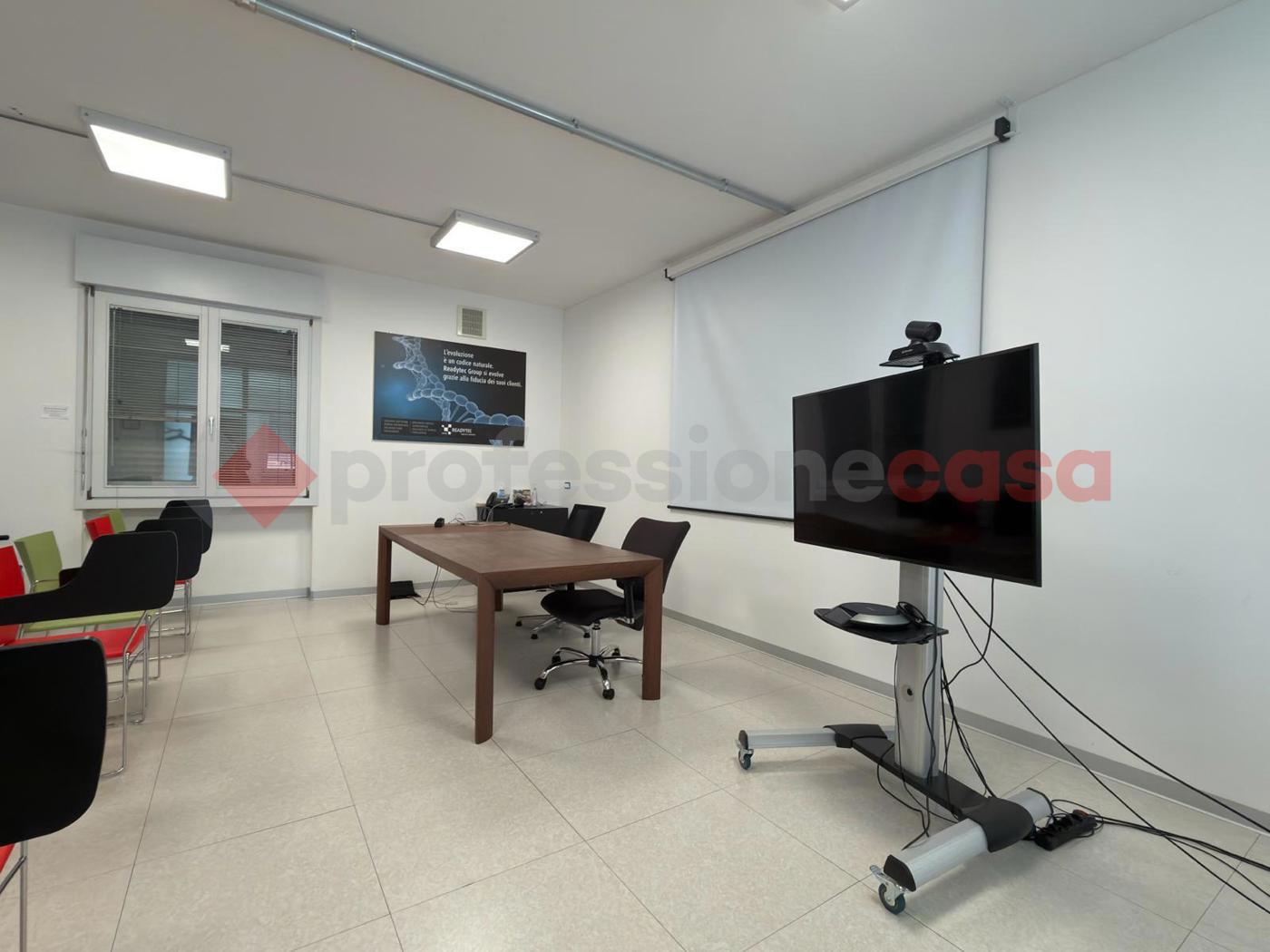 Ufficio nuovo a Arezzo