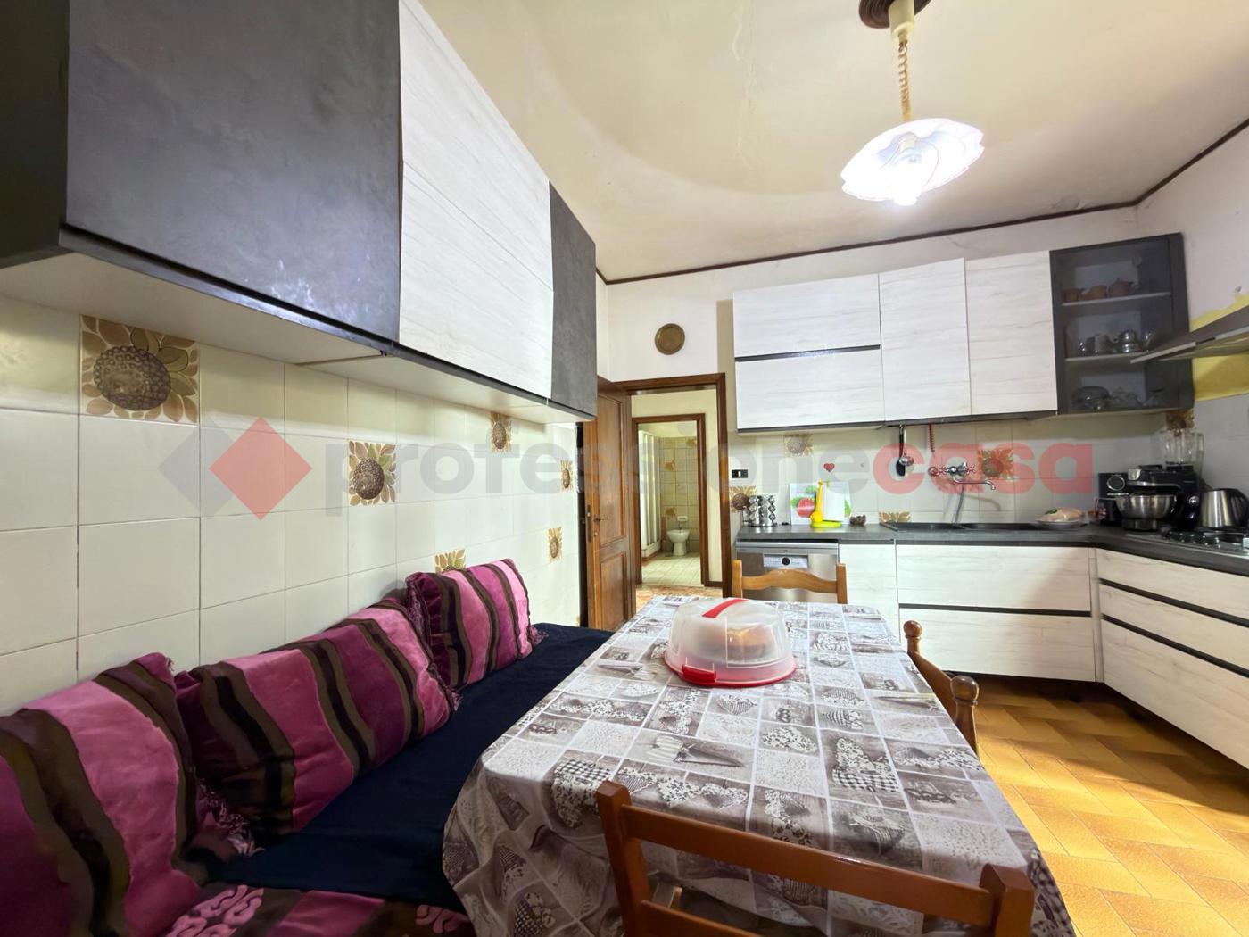 Quadrilocale in vendita a Arezzo