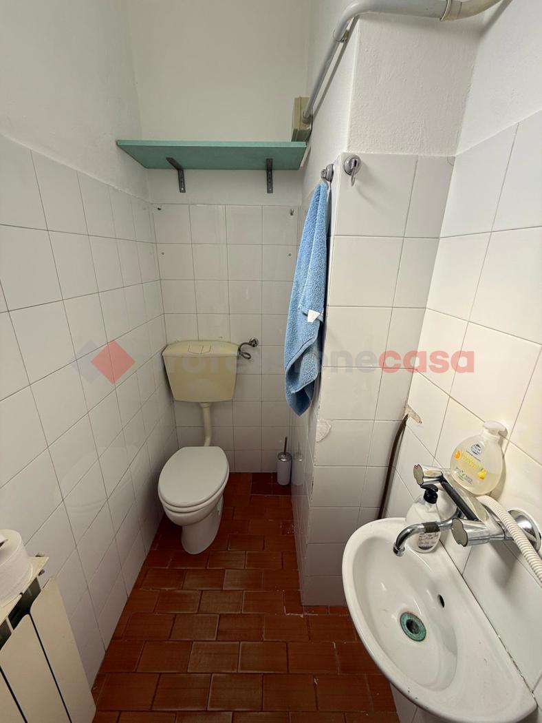 Negozio in affitto a Arezzo