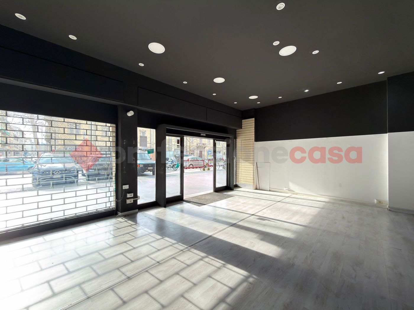 Negozio in affitto a Arezzo