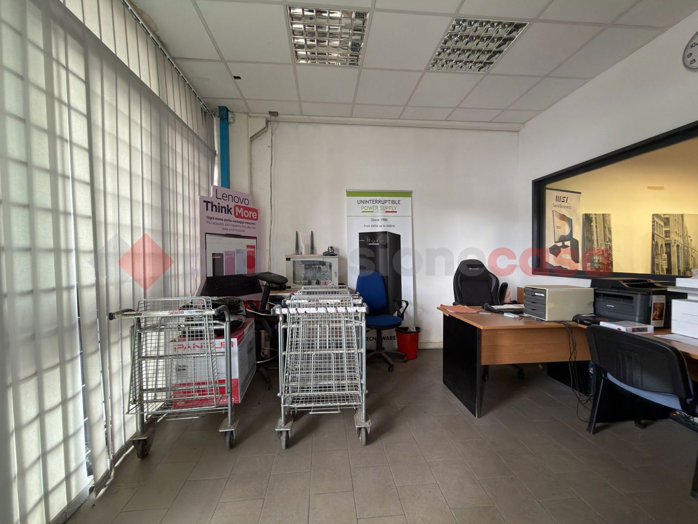 Negozio in affitto a Arezzo