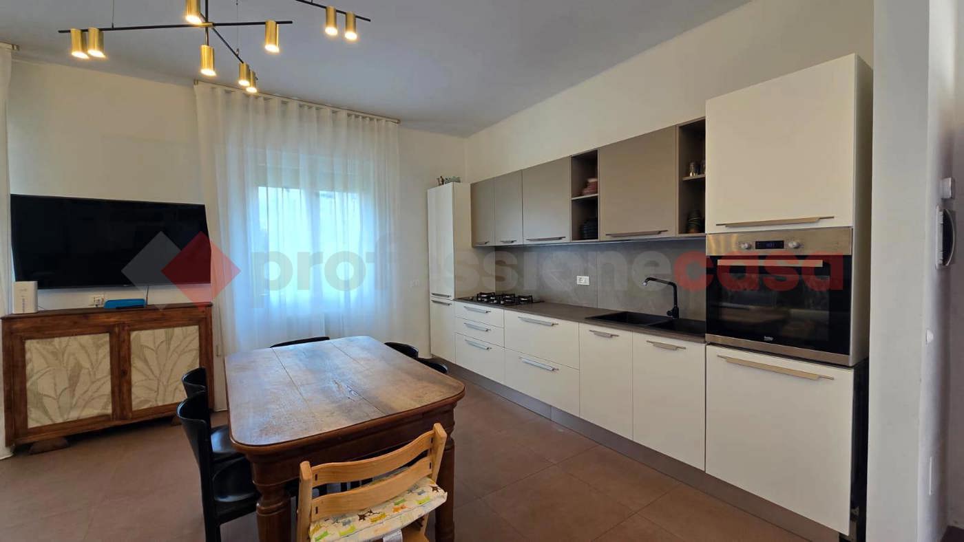 Quadrilocale in vendita a Arezzo