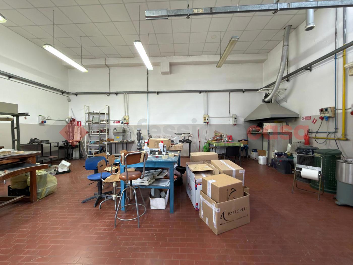Laboratorio in affitto a Arezzo