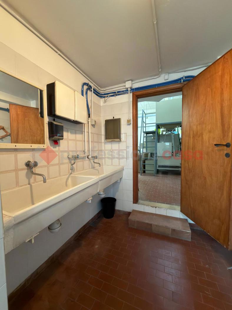 Laboratorio in affitto a Arezzo