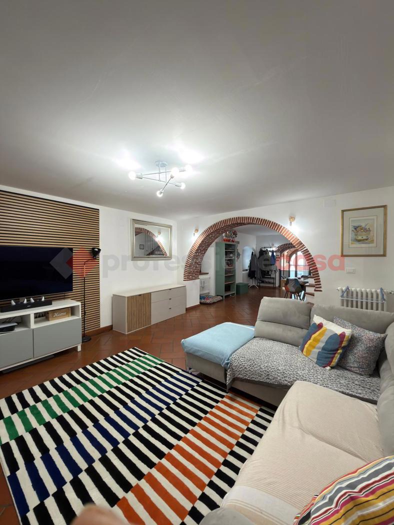 Casa indipendente a basso consumo a Civitella in Val di Chiana