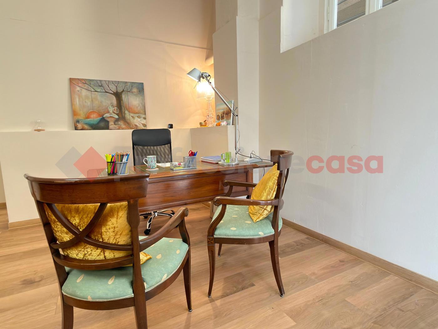 Negozio in vendita a Arezzo