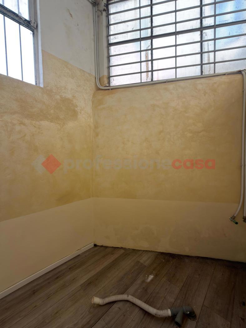 Negozio in affitto a Arezzo