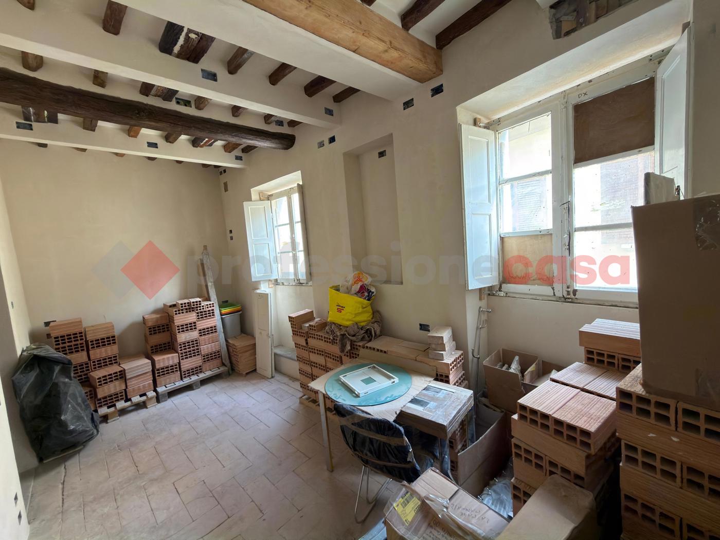 Appartamento da ristrutturare a Arezzo