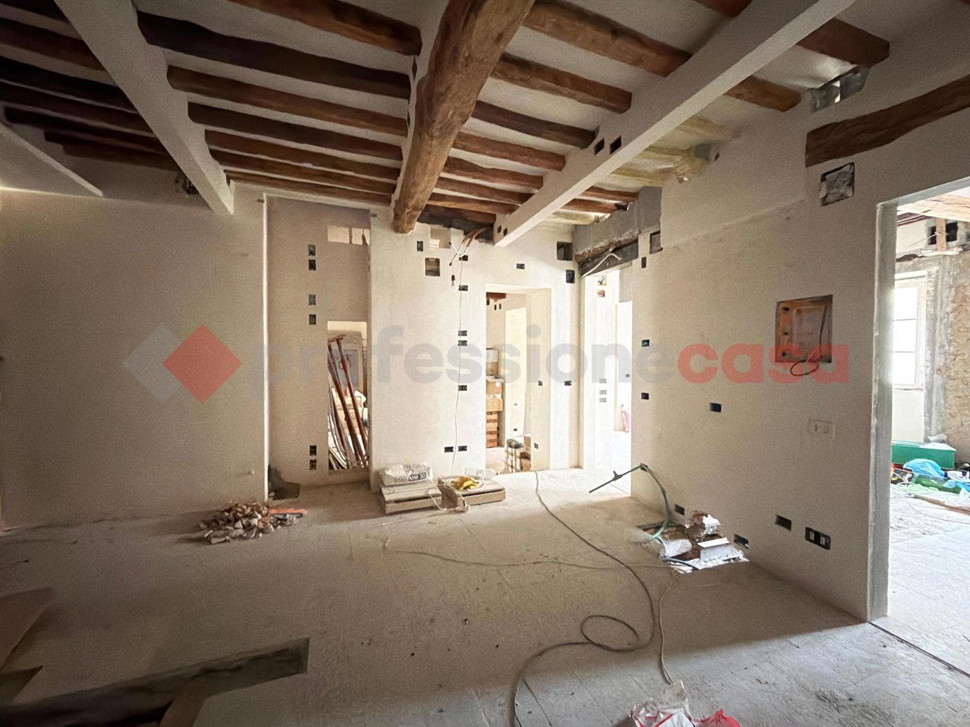 Appartamento da ristrutturare a Arezzo