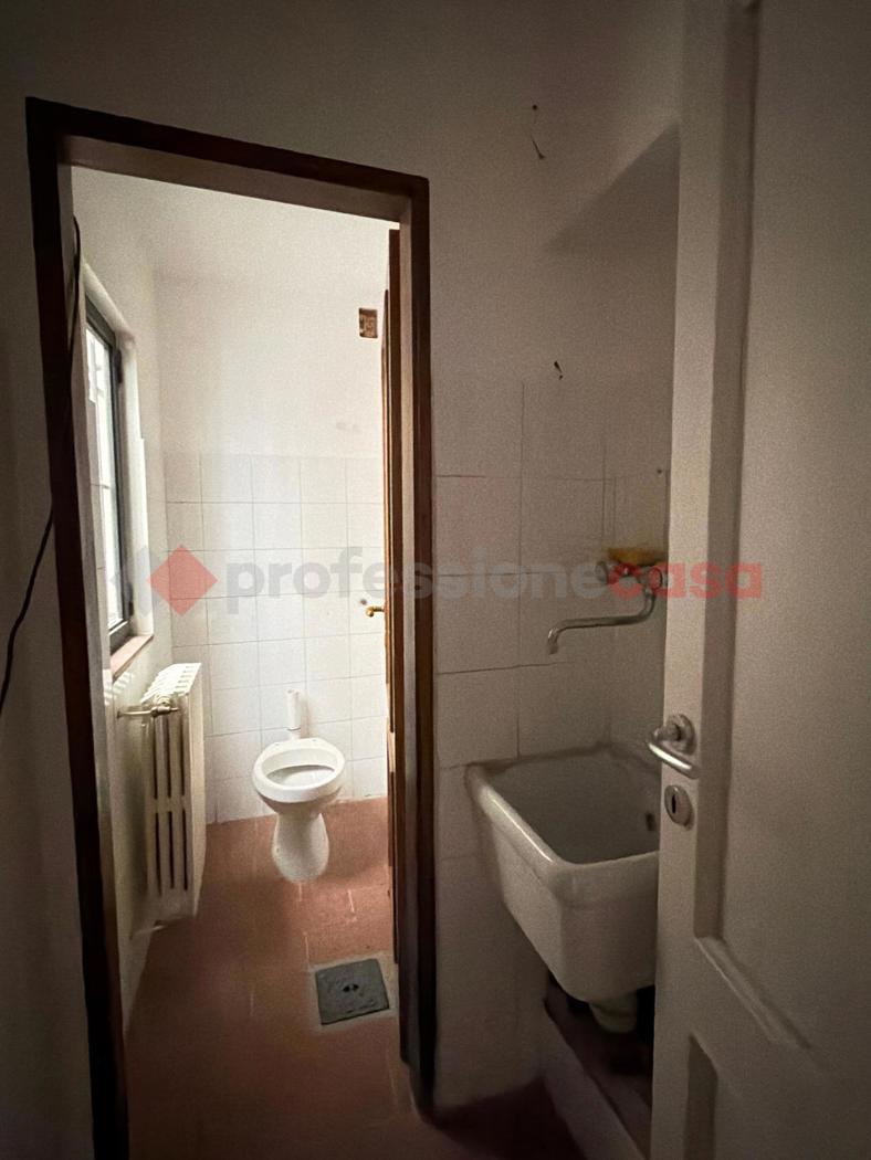 Negozio in vendita a Arezzo