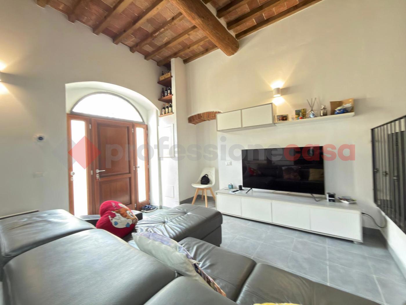 Casa indipendente in vendita a Subbiano