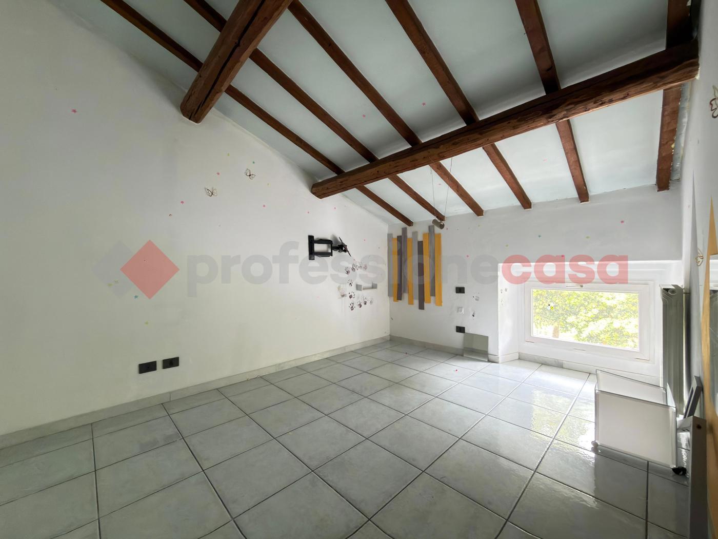 Quadrilocale in vendita a Arezzo