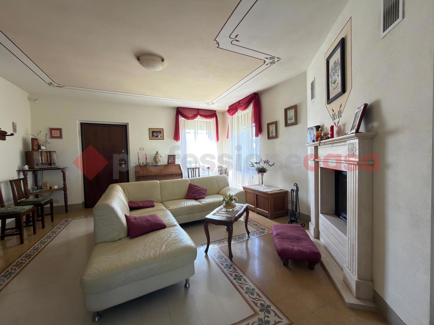 Casa indipendente con giardino a Civitella in Val di Chiana