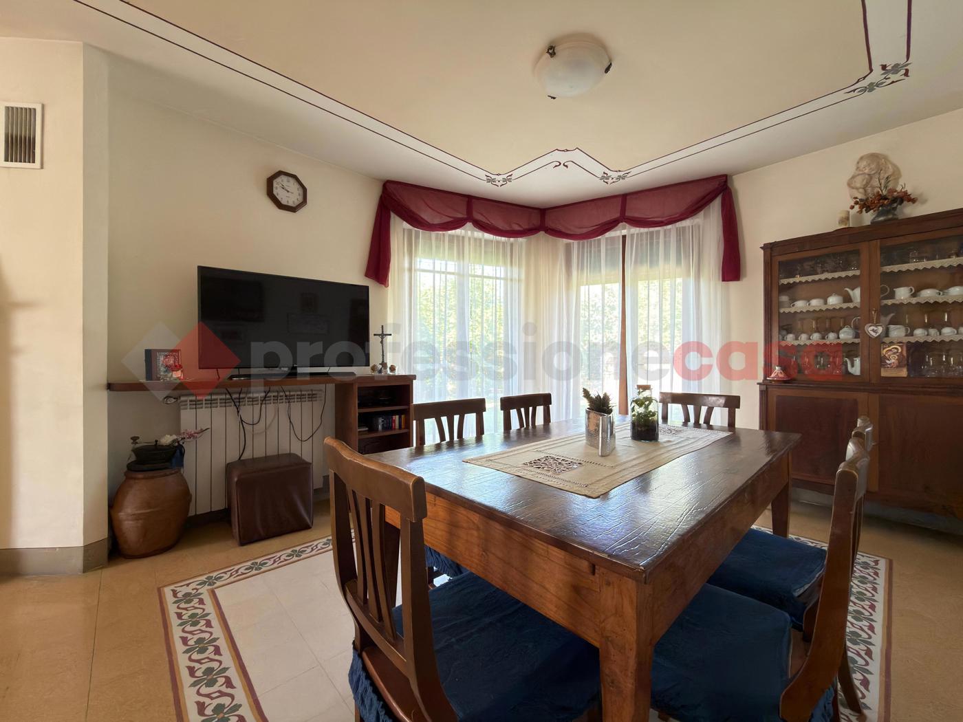 Casa indipendente con giardino a Civitella in Val di Chiana