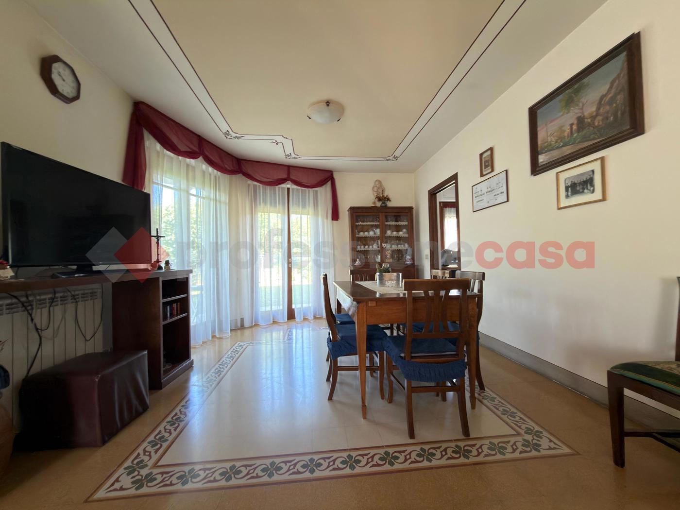 Casa indipendente con giardino a Civitella in Val di Chiana