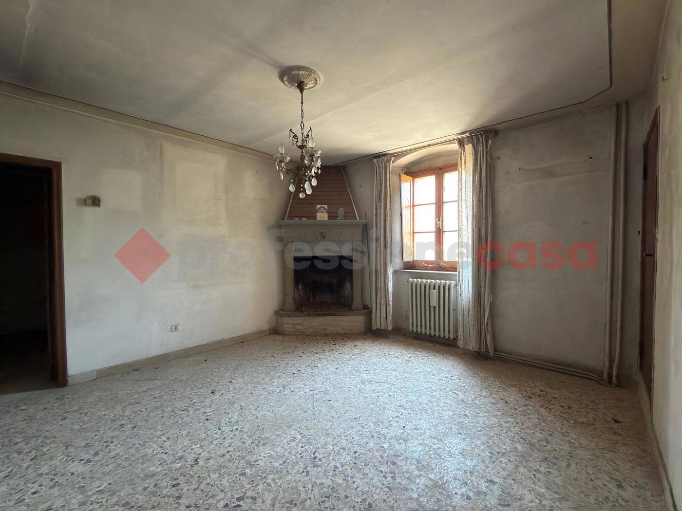 Appartamento da ristrutturare a Arezzo