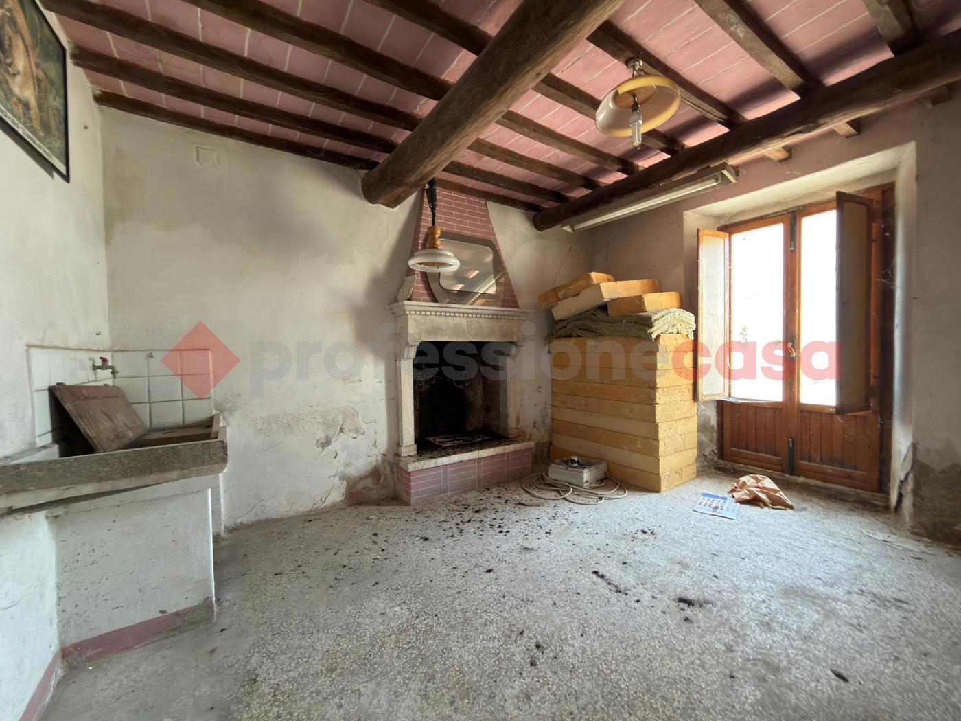 Appartamento da ristrutturare a Arezzo