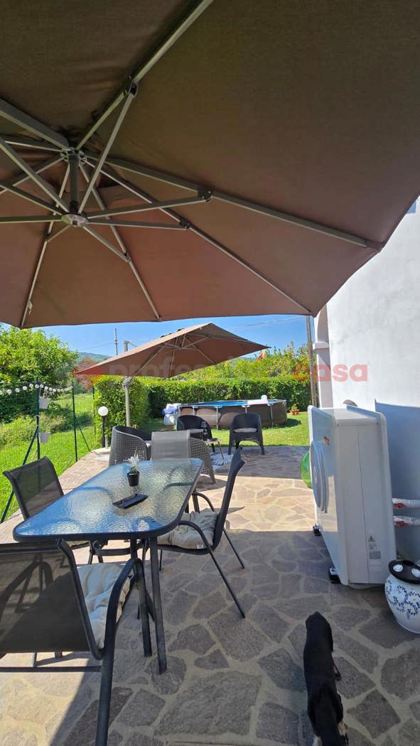 Casa indipendente con giardino a Arezzo