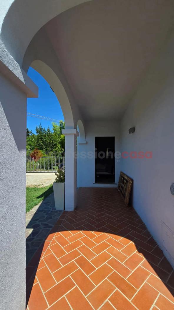 Casa indipendente con giardino a Arezzo