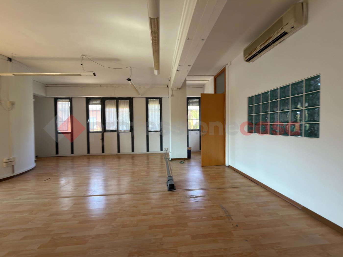 Ufficio in affitto a Arezzo