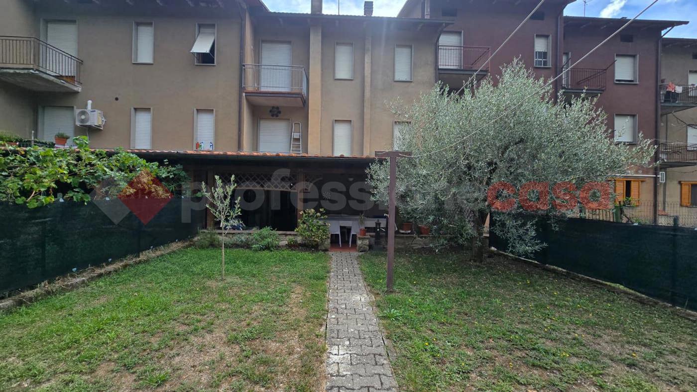 Villa in vendita a Capolona