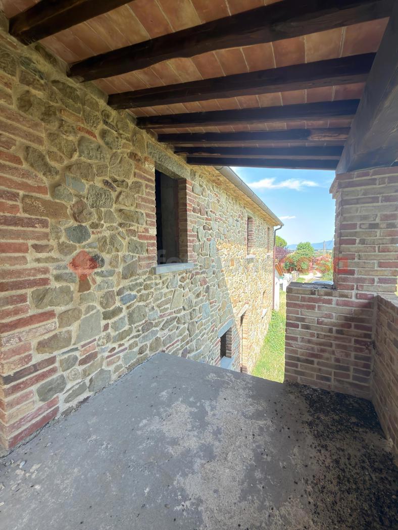 Casa indipendente con giardino a Monte San Savino