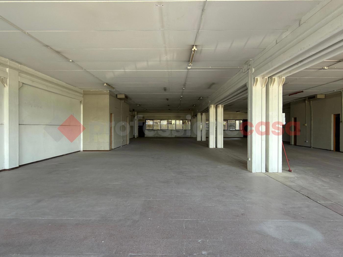 Magazzino in affitto a Arezzo