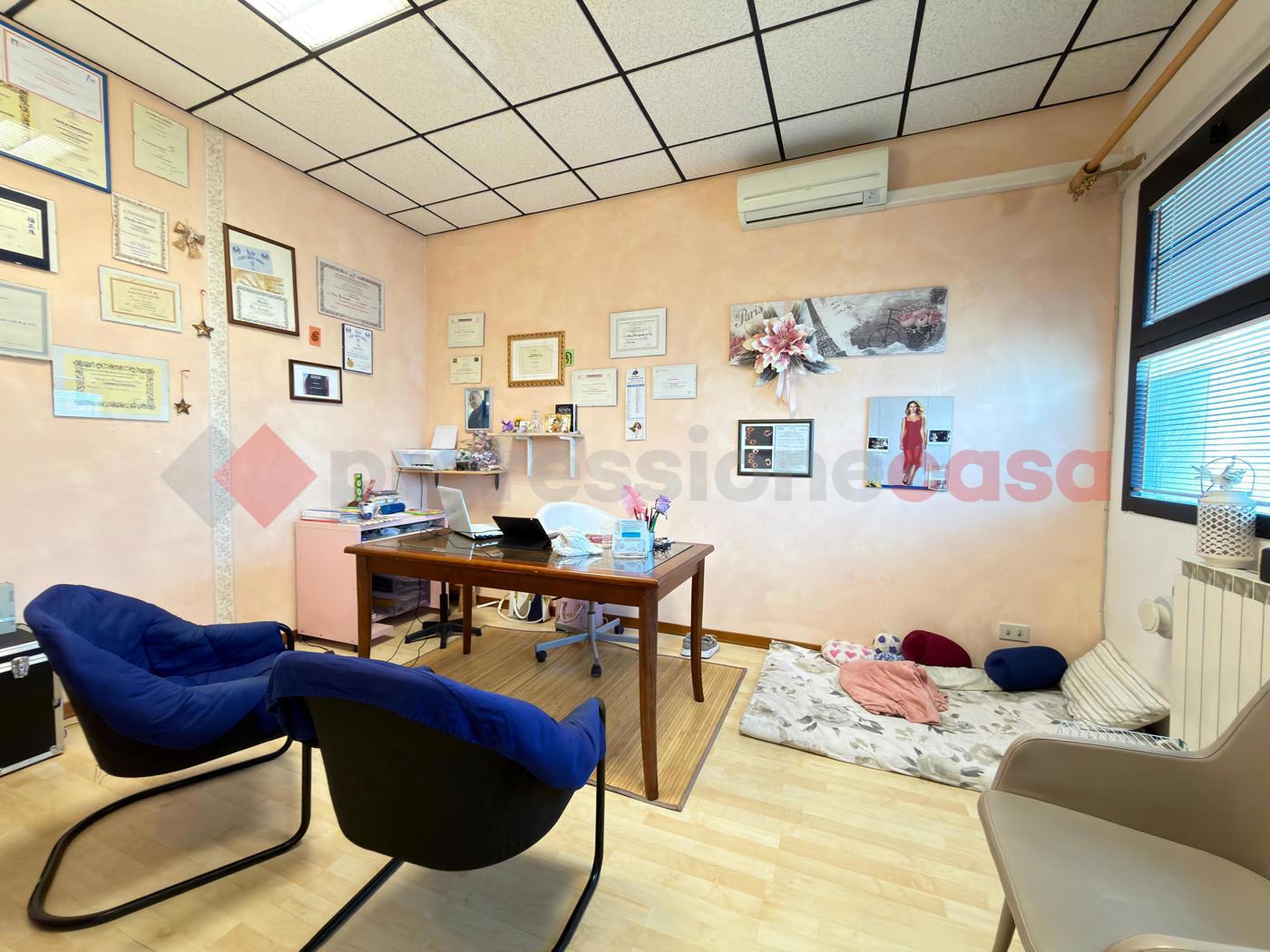 Ufficio in vendita a Arezzo