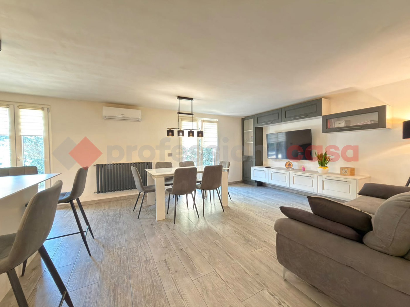 Casa indipendente con giardino a Capolona