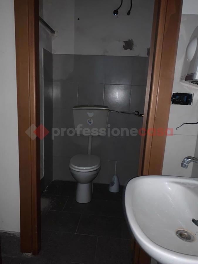 Negozio in vendita a Arezzo