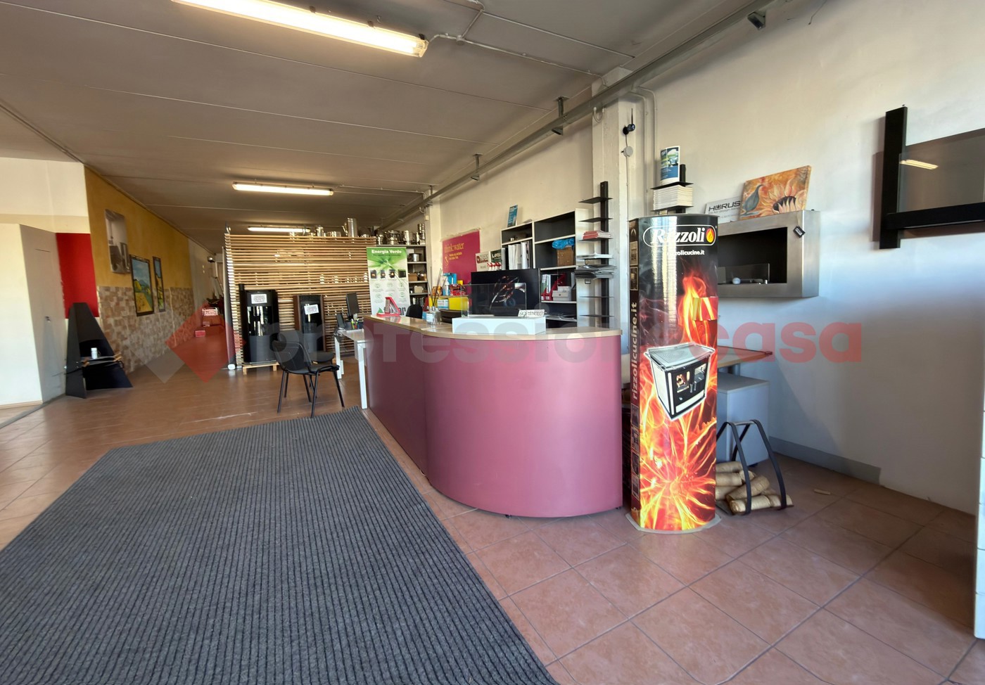 Negozio in vendita a Arezzo