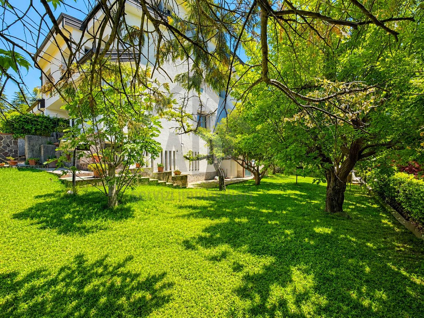 villa bifamiliare in vendita a Mendicino